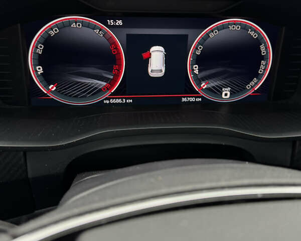 Білий Шкода Kodiaq, об'ємом двигуна 1.97 л та пробігом 36 тис. км за 45000 $, фото 13 на Automoto.ua