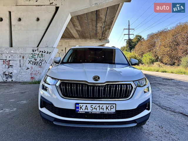 Білий Шкода Kodiaq, об'ємом двигуна 1.97 л та пробігом 79 тис. км за 38700 $, фото 1 на Automoto.ua