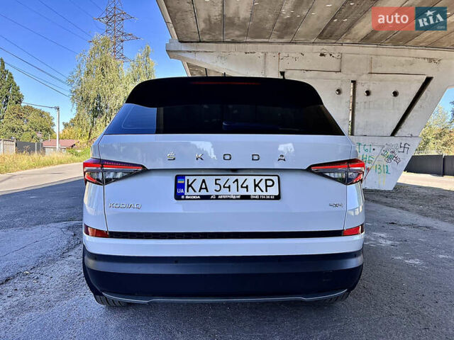 Білий Шкода Kodiaq, об'ємом двигуна 1.97 л та пробігом 79 тис. км за 38700 $, фото 11 на Automoto.ua