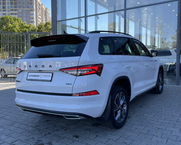 Белый Шкода Kodiaq, объемом двигателя 1.98 л и пробегом 68 тыс. км за 41000 $, фото 31 на Automoto.ua