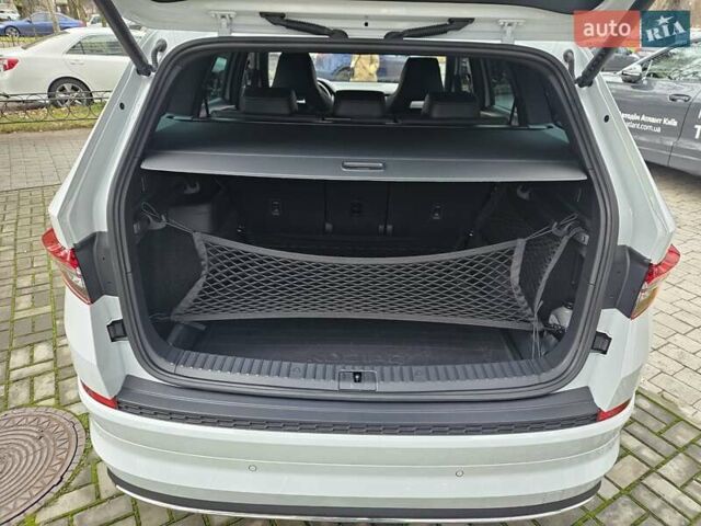 Білий Шкода Kodiaq, об'ємом двигуна 1.97 л та пробігом 25 тис. км за 43890 $, фото 29 на Automoto.ua