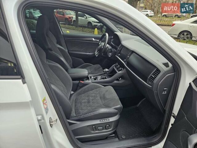 Білий Шкода Kodiaq, об'ємом двигуна 1.97 л та пробігом 25 тис. км за 43890 $, фото 35 на Automoto.ua