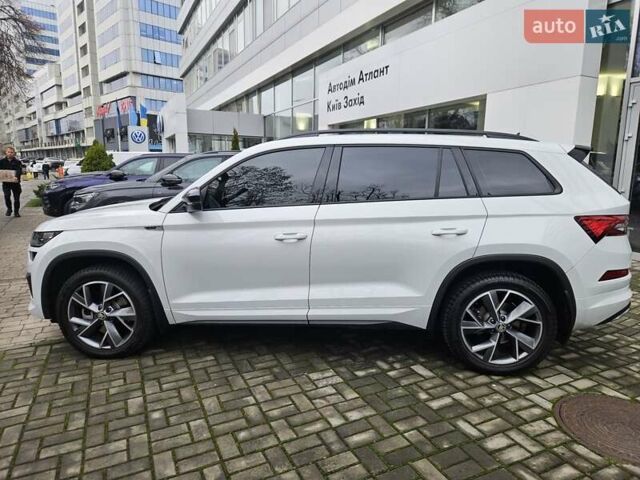 Білий Шкода Kodiaq, об'ємом двигуна 1.97 л та пробігом 25 тис. км за 43890 $, фото 12 на Automoto.ua