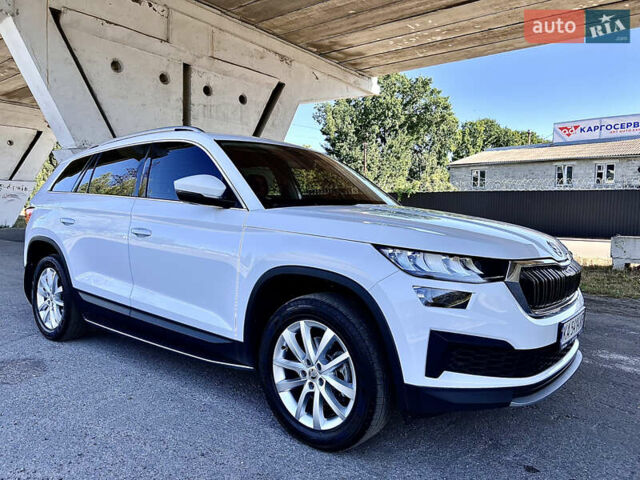 Білий Шкода Kodiaq, об'ємом двигуна 1.97 л та пробігом 79 тис. км за 38700 $, фото 15 на Automoto.ua