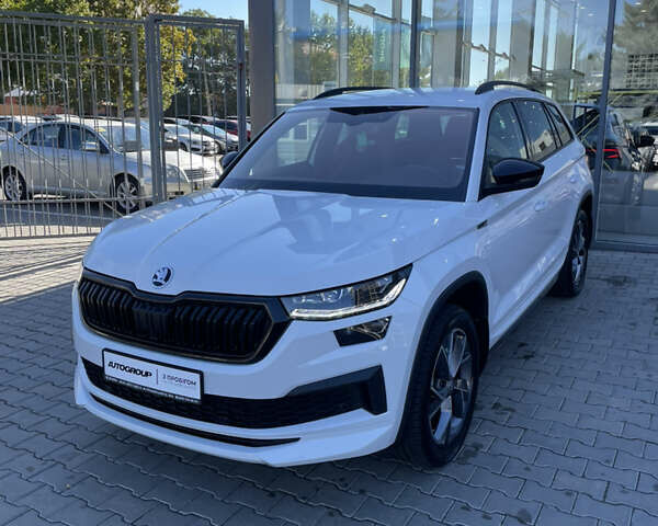 Белый Шкода Kodiaq, объемом двигателя 1.98 л и пробегом 68 тыс. км за 41000 $, фото 2 на Automoto.ua