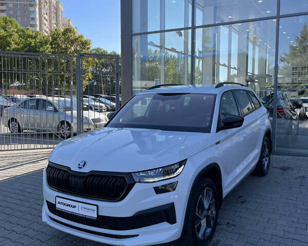 Белый Шкода Kodiaq, объемом двигателя 1.98 л и пробегом 68 тыс. км за 41000 $, фото 1 на Automoto.ua