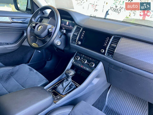Білий Шкода Kodiaq, об'ємом двигуна 1.97 л та пробігом 79 тис. км за 38700 $, фото 48 на Automoto.ua