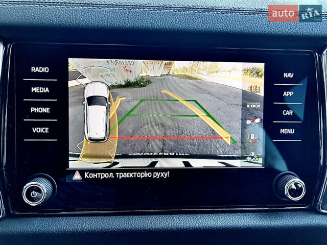 Білий Шкода Kodiaq, об'ємом двигуна 1.97 л та пробігом 79 тис. км за 38700 $, фото 60 на Automoto.ua