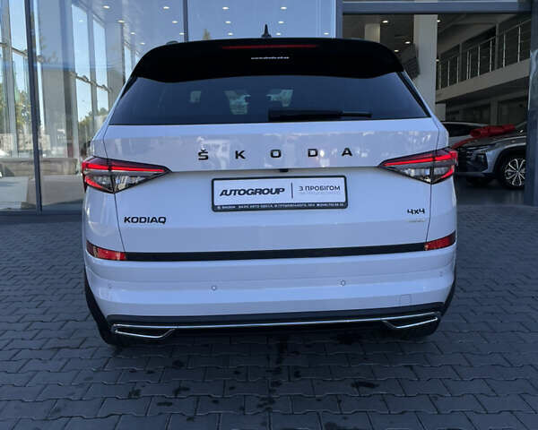 Белый Шкода Kodiaq, объемом двигателя 1.98 л и пробегом 68 тыс. км за 41000 $, фото 33 на Automoto.ua