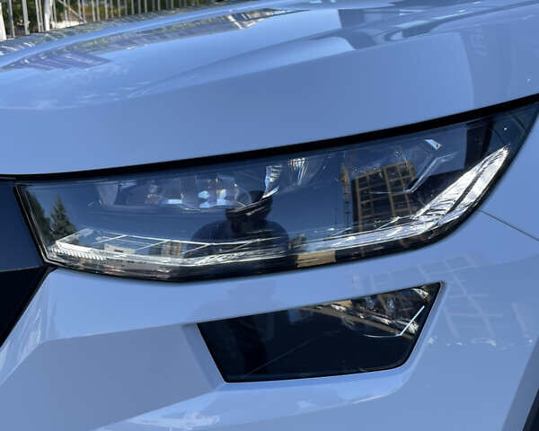 Белый Шкода Kodiaq, объемом двигателя 1.98 л и пробегом 68 тыс. км за 41000 $, фото 7 на Automoto.ua
