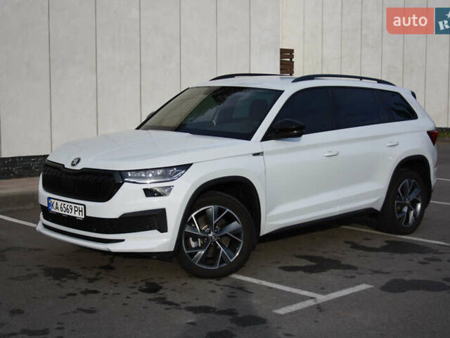 Белый Шкода Kodiaq, объемом двигателя 1.97 л и пробегом 24 тыс. км за 45100 $, фото 14 на Automoto.ua