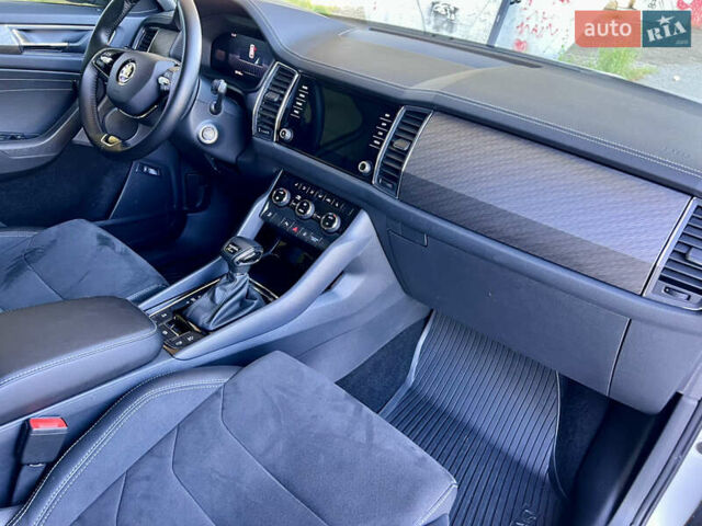 Білий Шкода Kodiaq, об'ємом двигуна 1.97 л та пробігом 79 тис. км за 38700 $, фото 47 на Automoto.ua