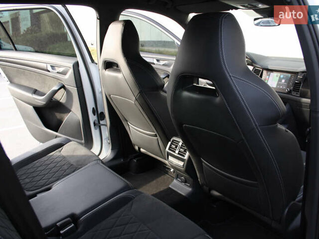 Белый Шкода Kodiaq, объемом двигателя 1.97 л и пробегом 24 тыс. км за 45100 $, фото 10 на Automoto.ua