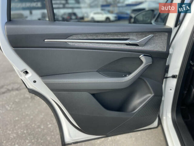 Білий Шкода Kodiaq, об'ємом двигуна 1.97 л та пробігом 20 тис. км за 44900 $, фото 47 на Automoto.ua