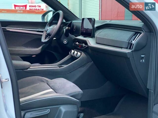Белый Шкода Kodiaq, объемом двигателя 1.98 л и пробегом 7 тыс. км за 47999 $, фото 49 на Automoto.ua