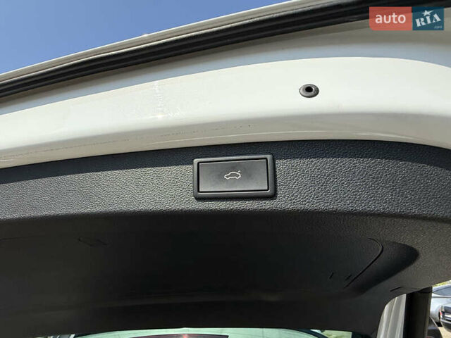 Білий Шкода Kodiaq, об'ємом двигуна 1.98 л та пробігом 13 тис. км за 40500 $, фото 29 на Automoto.ua