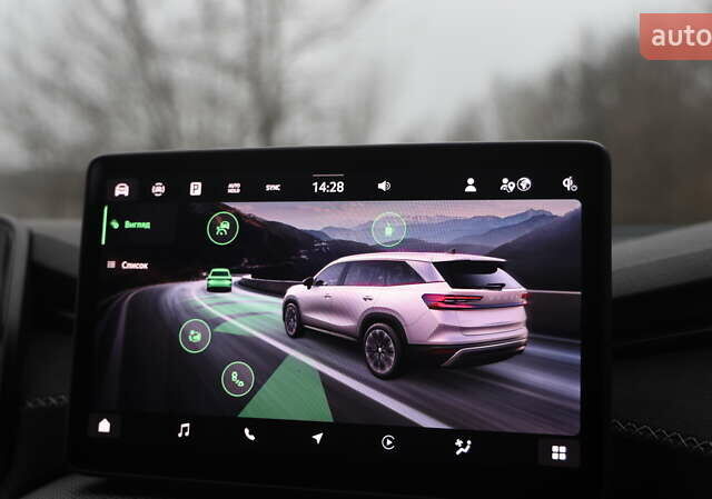 Белый Шкода Kodiaq, объемом двигателя 1.98 л и пробегом 16 тыс. км за 48500 $, фото 20 на Automoto.ua