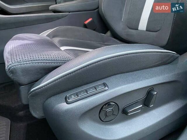 Белый Шкода Kodiaq, объемом двигателя 1.98 л и пробегом 7 тыс. км за 47999 $, фото 77 на Automoto.ua