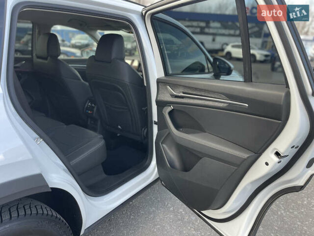 Білий Шкода Kodiaq, об'ємом двигуна 1.97 л та пробігом 20 тис. км за 44900 $, фото 48 на Automoto.ua