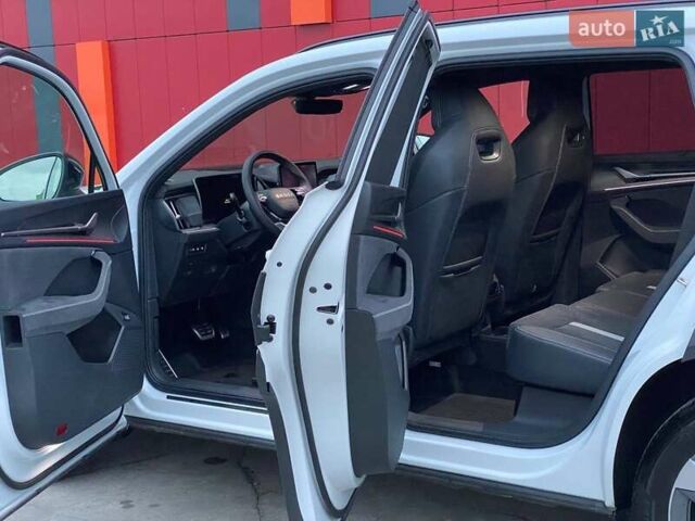 Белый Шкода Kodiaq, объемом двигателя 1.98 л и пробегом 7 тыс. км за 47999 $, фото 65 на Automoto.ua