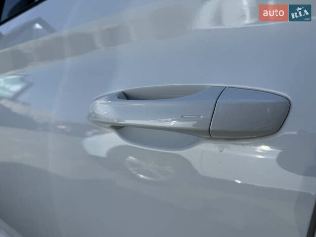 Білий Шкода Kodiaq, об'ємом двигуна 1.98 л та пробігом 13 тис. км за 40500 $, фото 9 на Automoto.ua
