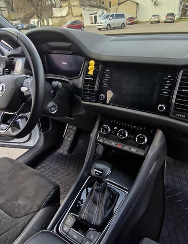 Білий Шкода Kodiaq, об'ємом двигуна 1.97 л та пробігом 31 тис. км за 46199 $, фото 9 на Automoto.ua