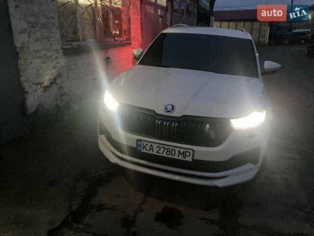 Белый Шкода Kodiaq, объемом двигателя 1.98 л и пробегом 45 тыс. км за 37500 $, фото 10 на Automoto.ua