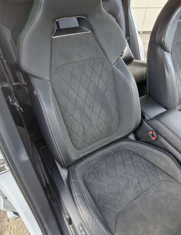 Білий Шкода Kodiaq, об'ємом двигуна 1.97 л та пробігом 31 тис. км за 46199 $, фото 16 на Automoto.ua