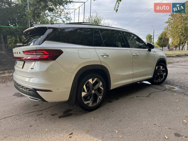 Белый Шкода Kodiaq, объемом двигателя 1.98 л и пробегом 18 тыс. км за 46500 $, фото 6 на Automoto.ua