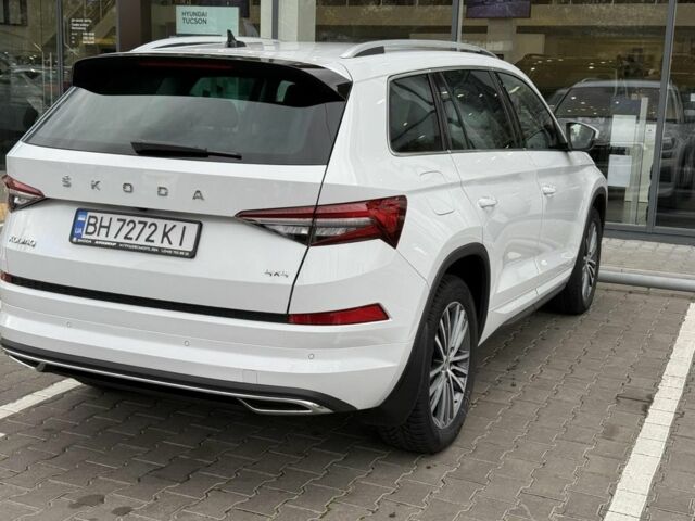 Белый Шкода Kodiaq, объемом двигателя 2 л и пробегом 30 тыс. км за 44000 $, фото 2 на Automoto.ua