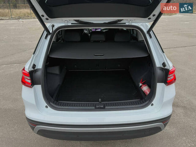 Белый Шкода Kodiaq, объемом двигателя 1.97 л и пробегом 22 тыс. км за 44500 $, фото 59 на Automoto.ua