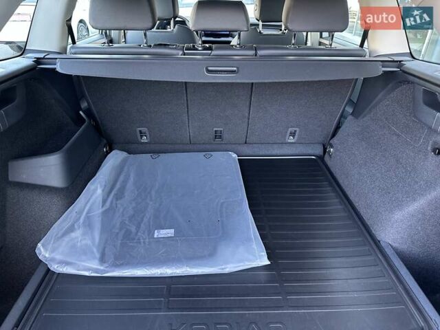 Белый Шкода Kodiaq, объемом двигателя 1.98 л и пробегом 5 тыс. км за 41312 $, фото 40 на Automoto.ua