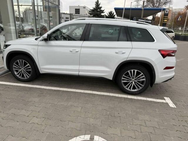 Белый Шкода Kodiaq, объемом двигателя 2 л и пробегом 30 тыс. км за 44000 $, фото 1 на Automoto.ua