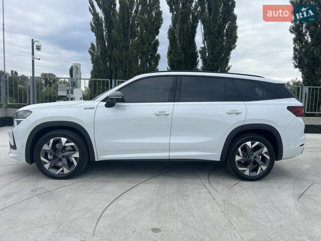 Білий Шкода Kodiaq, об'ємом двигуна 1.97 л та пробігом 7 тис. км за 49999 $, фото 8 на Automoto.ua