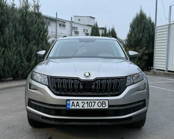 Бежевый Шкода Kodiaq, объемом двигателя 1.97 л и пробегом 163 тыс. км за 25500 $, фото 2 на Automoto.ua