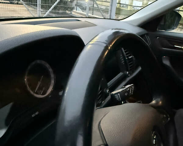 Бежевый Шкода Kodiaq, объемом двигателя 1.97 л и пробегом 163 тыс. км за 25500 $, фото 25 на Automoto.ua