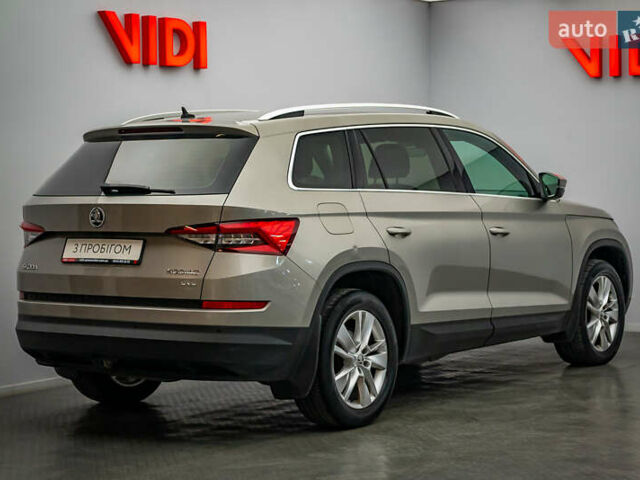 Бежевый Шкода Kodiaq, объемом двигателя 2 л и пробегом 142 тыс. км за 25423 $, фото 1 на Automoto.ua