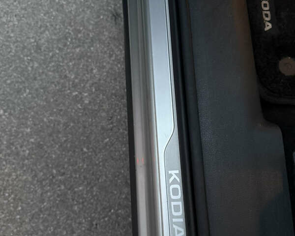 Бежевый Шкода Kodiaq, объемом двигателя 1.97 л и пробегом 163 тыс. км за 25500 $, фото 28 на Automoto.ua