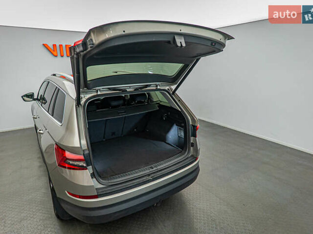 Бежевый Шкода Kodiaq, объемом двигателя 2 л и пробегом 142 тыс. км за 25423 $, фото 6 на Automoto.ua