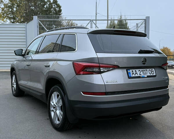 Бежевый Шкода Kodiaq, объемом двигателя 1.97 л и пробегом 163 тыс. км за 25500 $, фото 10 на Automoto.ua
