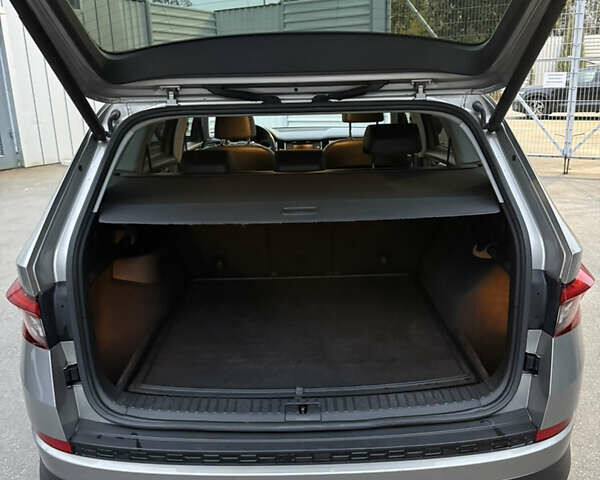 Бежевый Шкода Kodiaq, объемом двигателя 1.97 л и пробегом 163 тыс. км за 25500 $, фото 18 на Automoto.ua