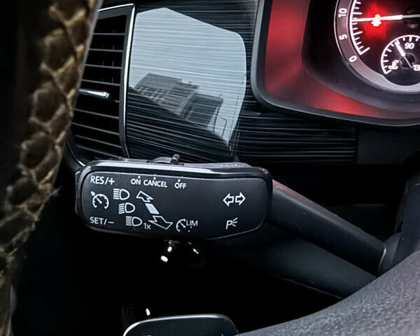 Бежевый Шкода Kodiaq, объемом двигателя 1.97 л и пробегом 163 тыс. км за 25500 $, фото 48 на Automoto.ua