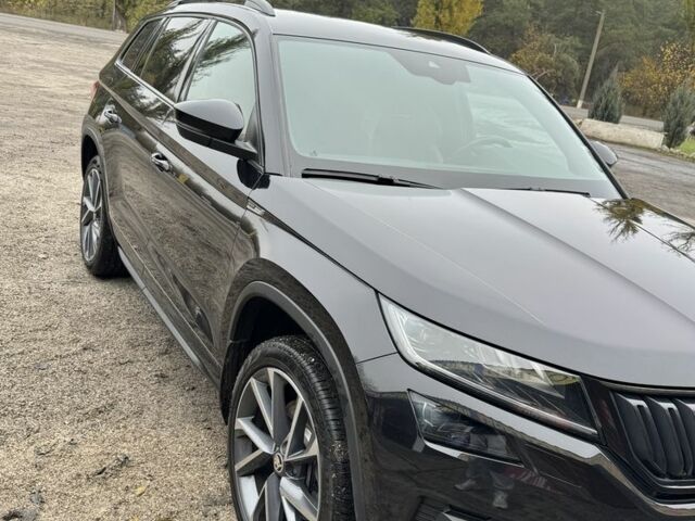 Черный Шкода Kodiaq, объемом двигателя 2 л и пробегом 240 тыс. км за 36000 $, фото 1 на Automoto.ua