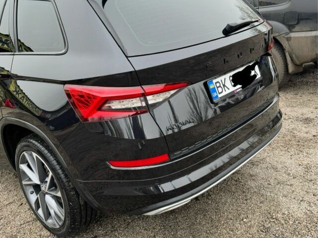 Черный Шкода Kodiaq, объемом двигателя 2 л и пробегом 240 тыс. км за 36000 $, фото 5 на Automoto.ua