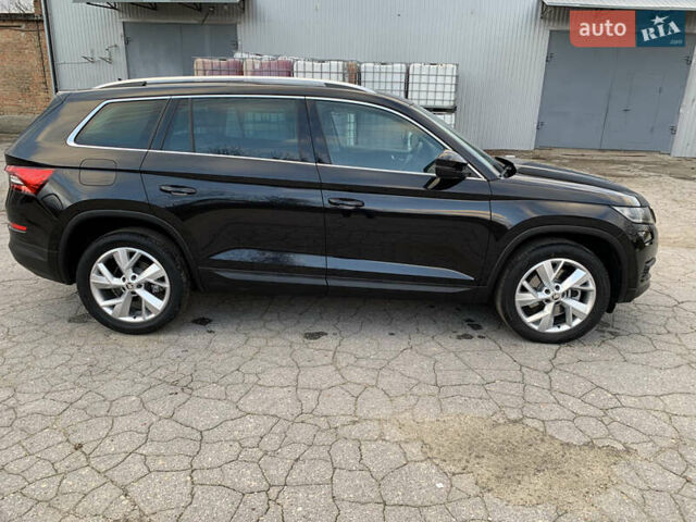 Черный Шкода Kodiaq, объемом двигателя 1.97 л и пробегом 129 тыс. км за 28500 $, фото 5 на Automoto.ua