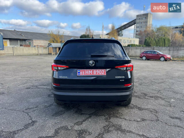 Черный Шкода Kodiaq, объемом двигателя 2 л и пробегом 200 тыс. км за 25700 $, фото 6 на Automoto.ua