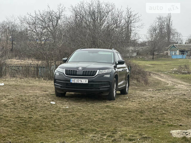 Черный Шкода Kodiaq, объемом двигателя 1.4 л и пробегом 157 тыс. км за 19800 $, фото 4 на Automoto.ua