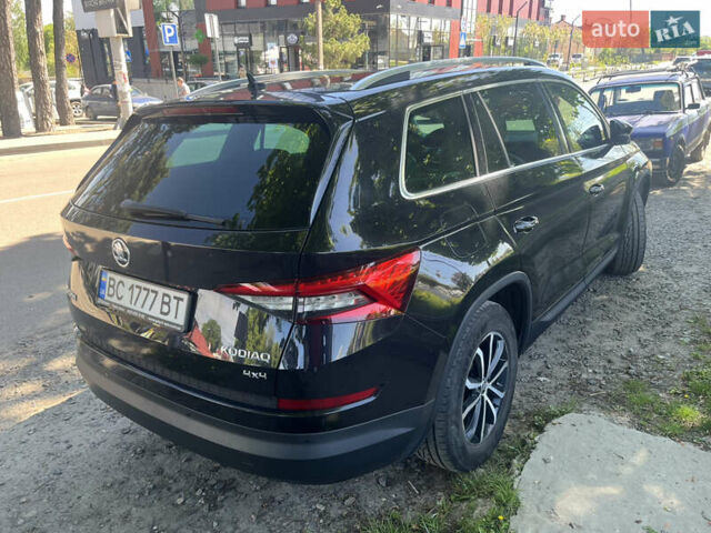 Черный Шкода Kodiaq, объемом двигателя 1.97 л и пробегом 187 тыс. км за 22500 $, фото 4 на Automoto.ua