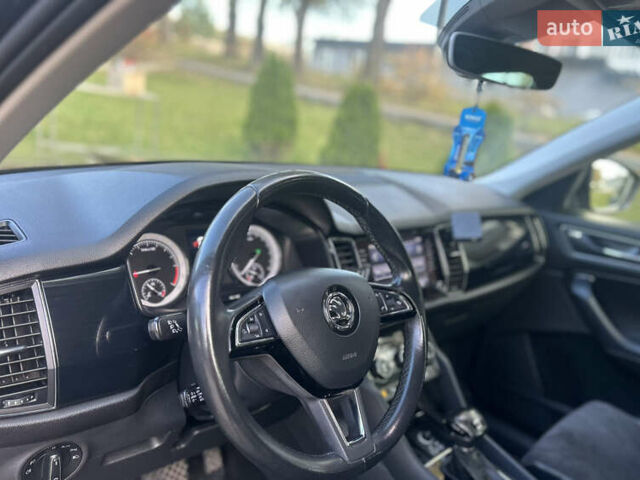 Черный Шкода Kodiaq, объемом двигателя 1.97 л и пробегом 277 тыс. км за 25800 $, фото 12 на Automoto.ua