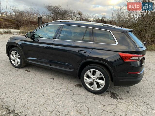 Черный Шкода Kodiaq, объемом двигателя 1.97 л и пробегом 129 тыс. км за 28500 $, фото 15 на Automoto.ua